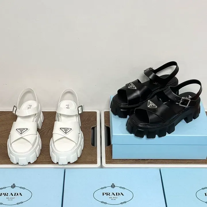 Prada PRDX06