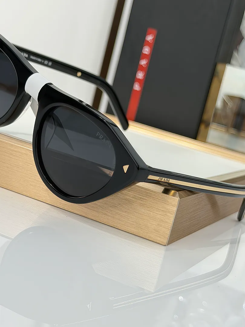 Prada PRDYJ05 תמונה 19