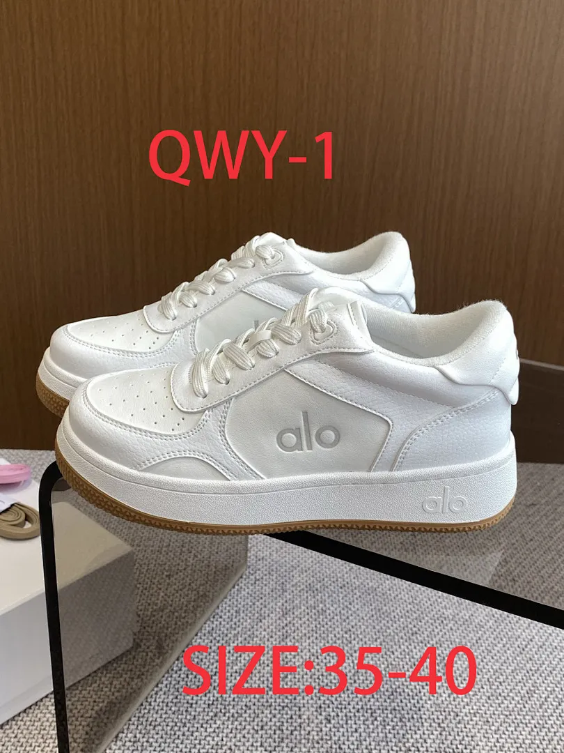 alo yoga QWY תמונה 14