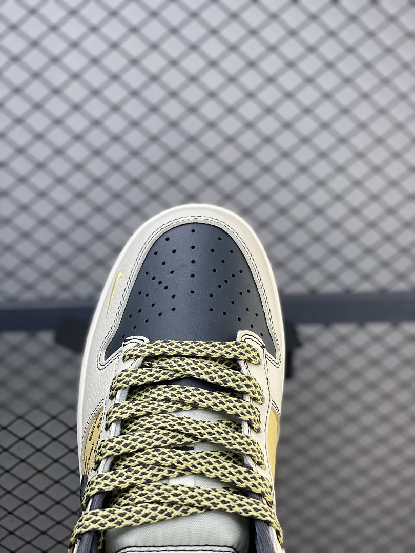 Nike R02N תמונה 12
