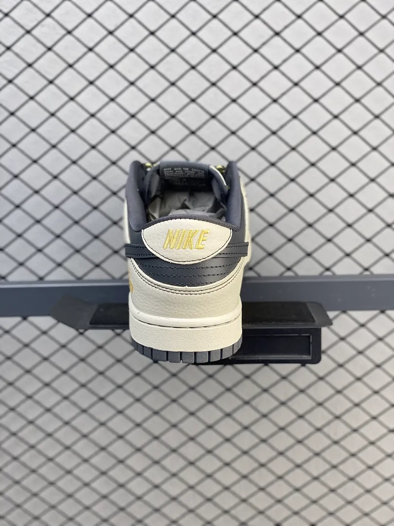 Nike R02N תמונה 17