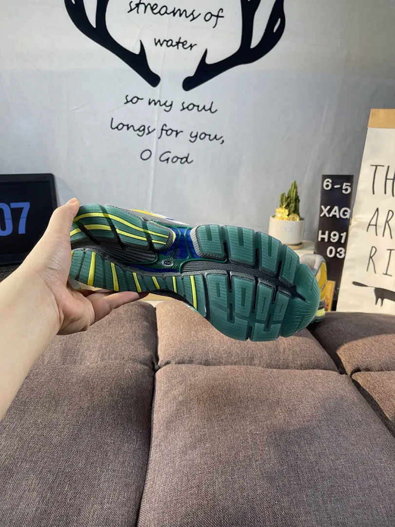 New Balance R1HJ תמונה 5