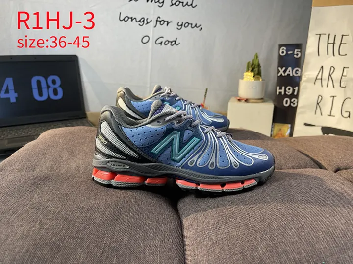 New Balance R1HJ
