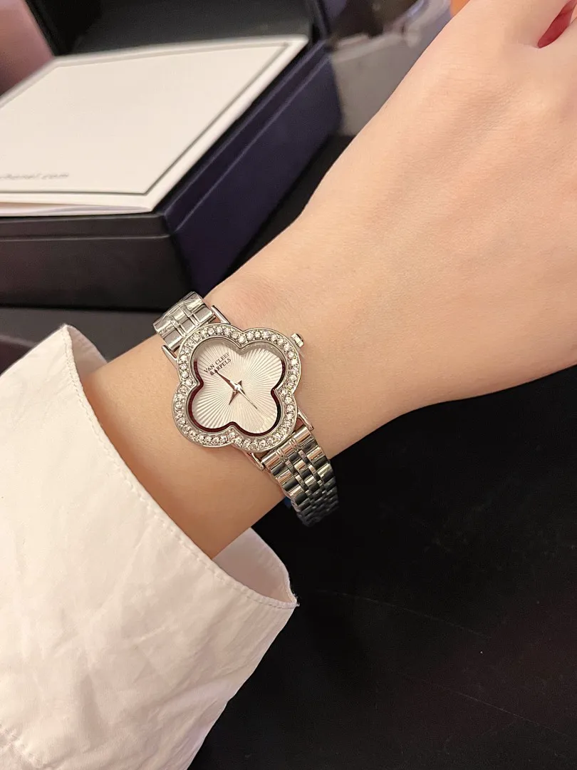 Van Cleef & Arpels VCW2 תמונה 4