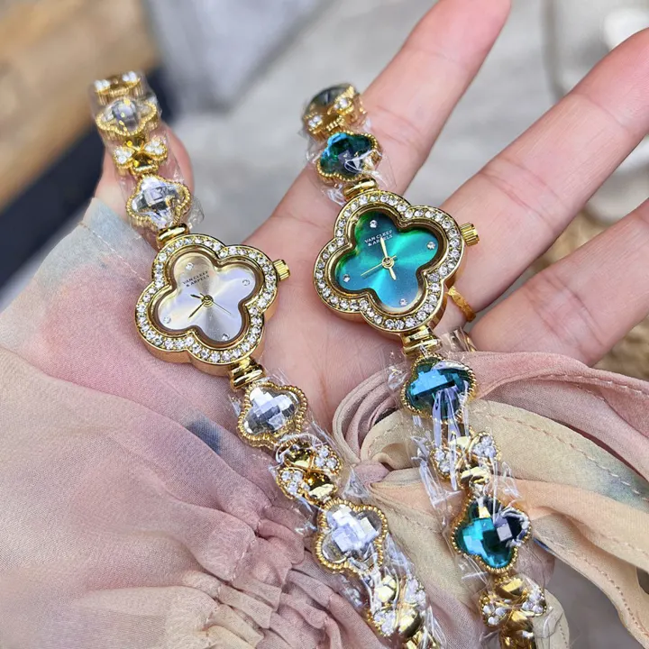 Van Cleef & Arpels VCW4