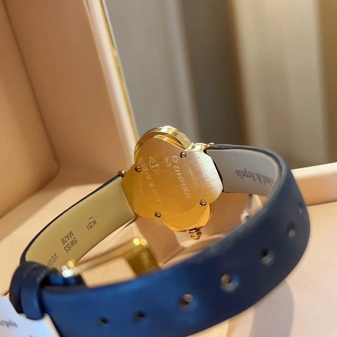 Van Cleef & Arpels VCW7 תמונה 6