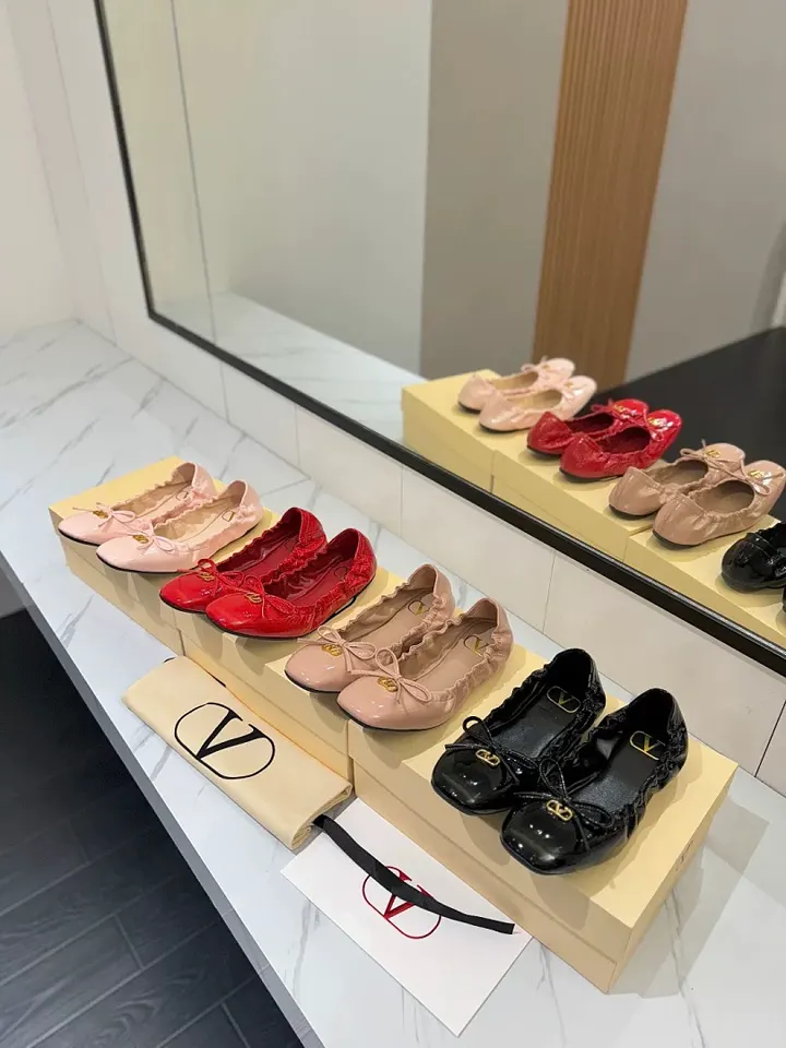 Valentino VLTX17