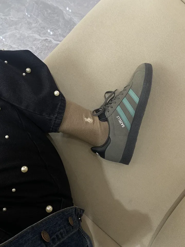 Adidas W9A1