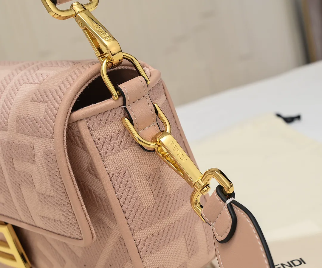 Fendi W9K2 תמונה 8
