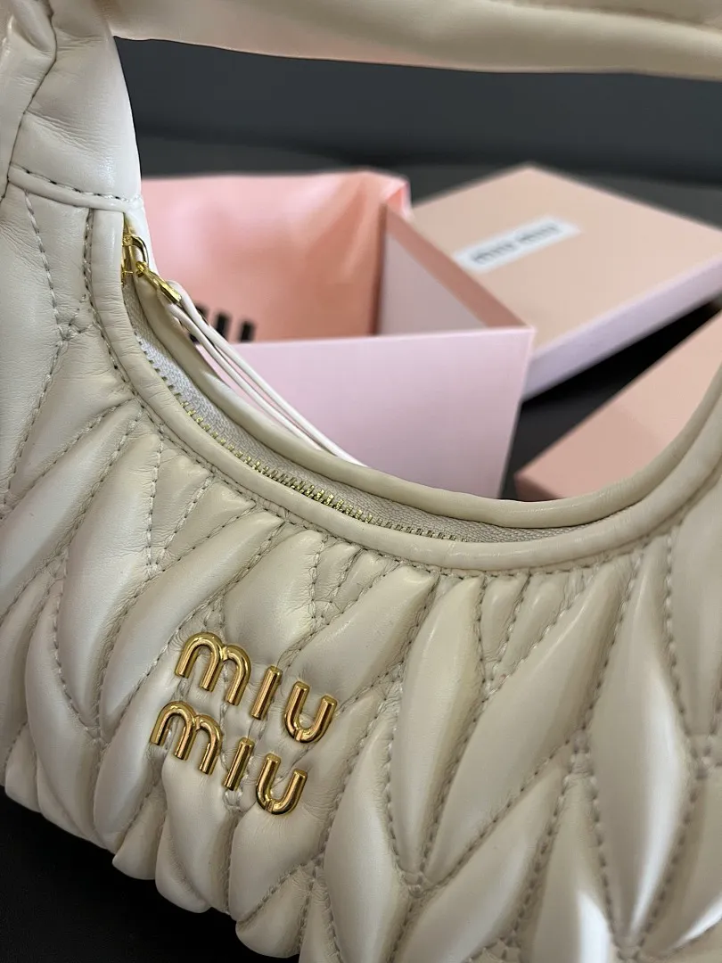 MIUMIU Y156M תמונה 3