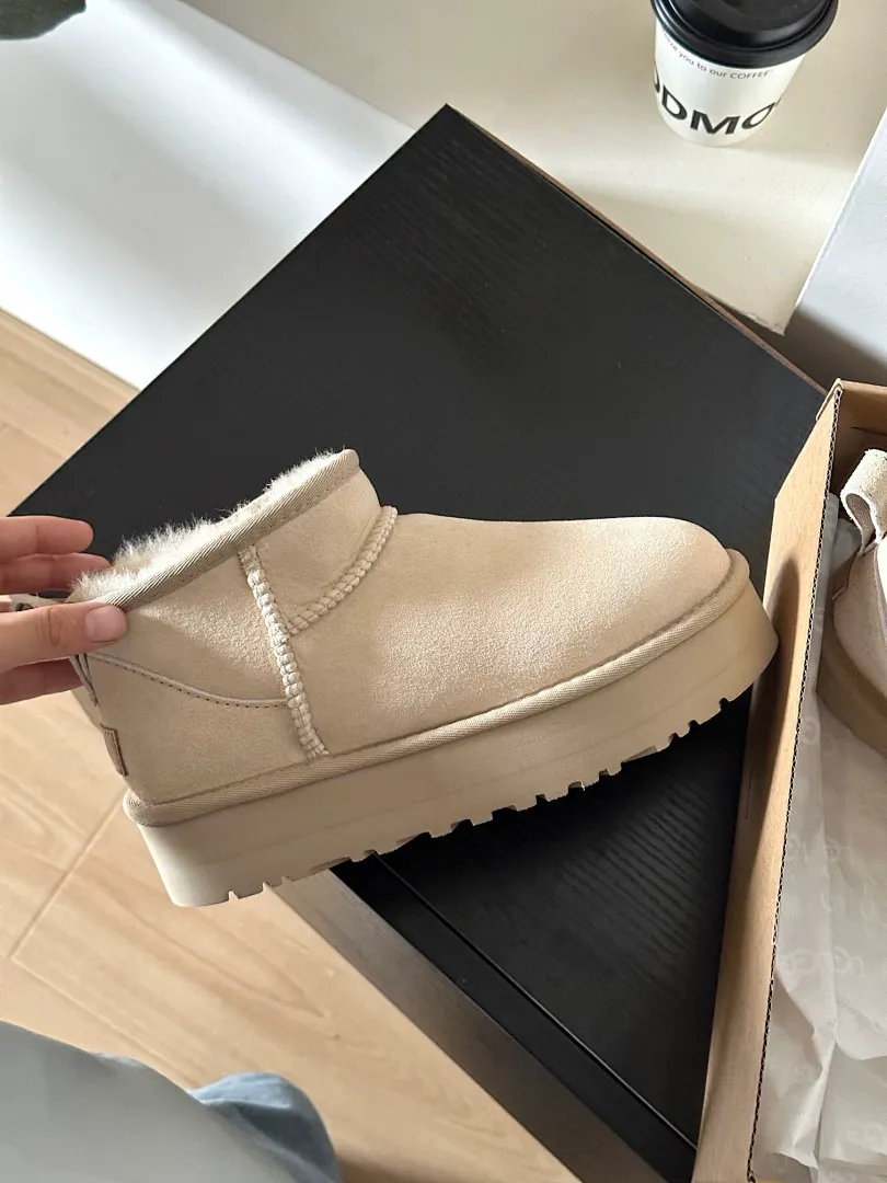 UGG Y1B5 תמונה 6