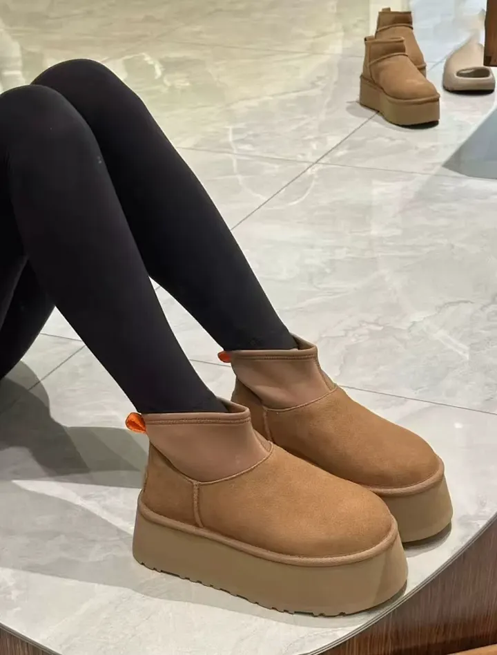 UGG Y51G