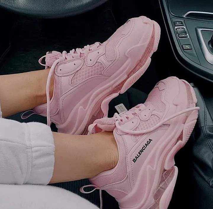 Balenciaga Y6B2