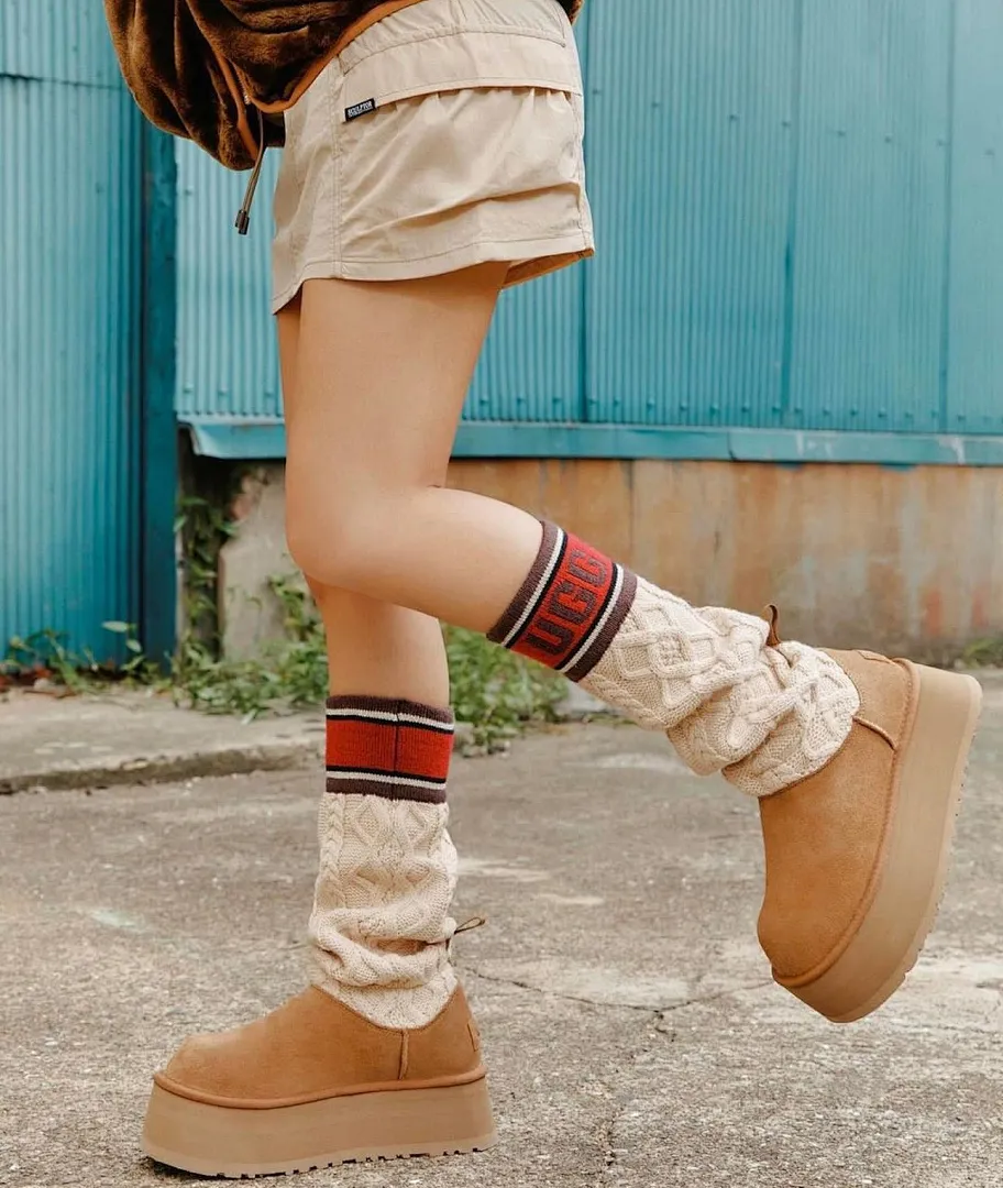 UGG Y82G תמונה 4