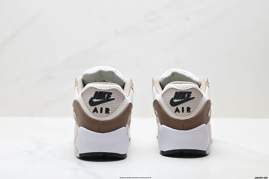 Nike YEEG תמונה 3