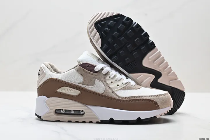 Nike YEEG
