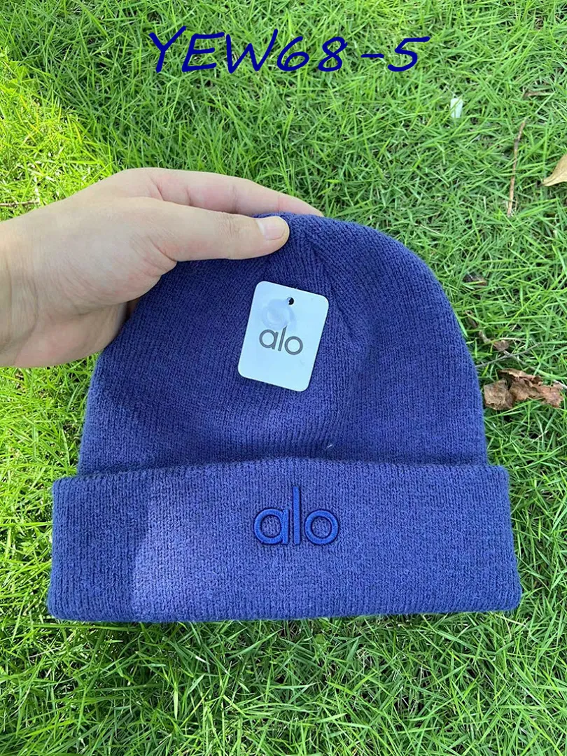 alo yoga YEW68 תמונה 12