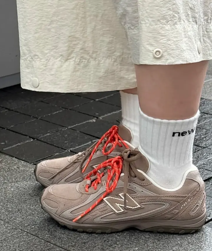New Balance YN23
