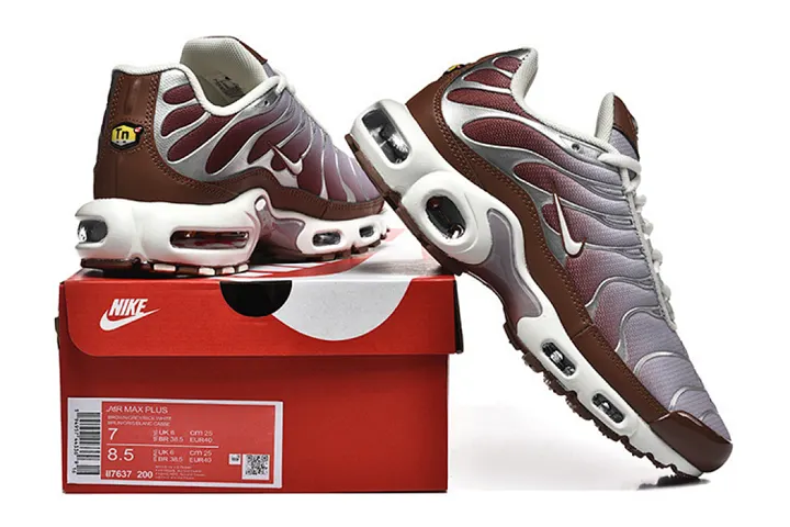 Nike YZ21